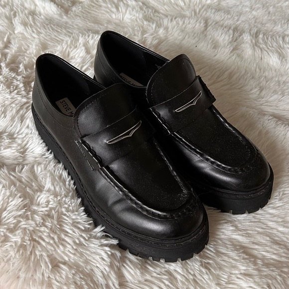 Steve Madden Loafers - Picture 2 of 3